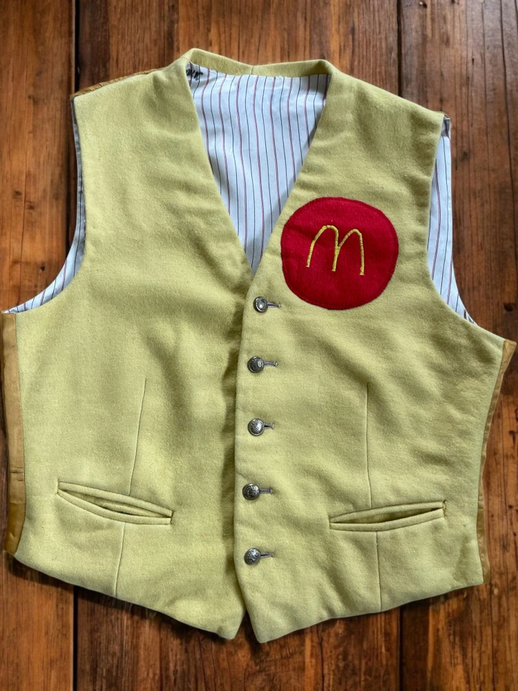 karnevalový kostým VESTA prodavač Mc Donald vel. M