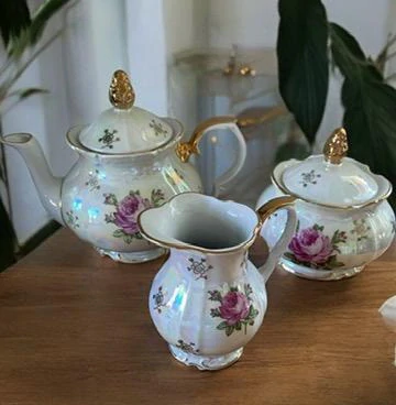 porcelánová sada konvička, cukřenka, mlékovka