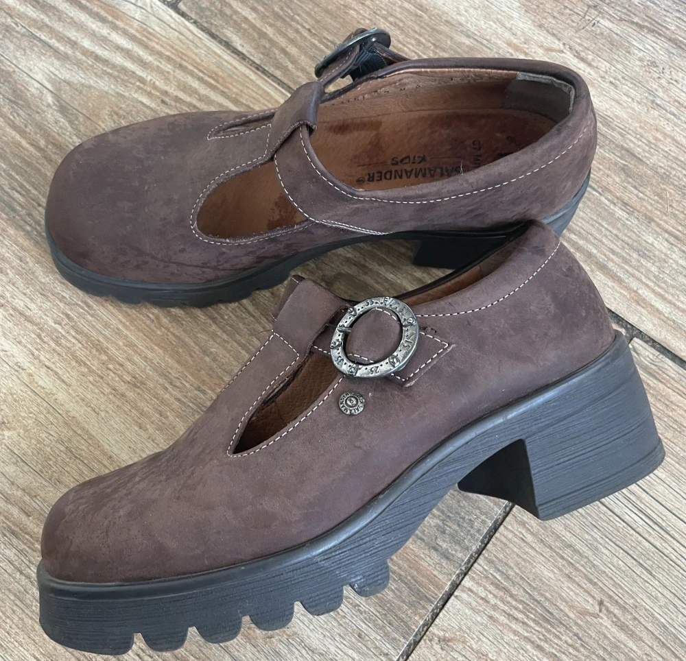 dívčí kožené boty RETRO styl. 70-80. léta vel. 37