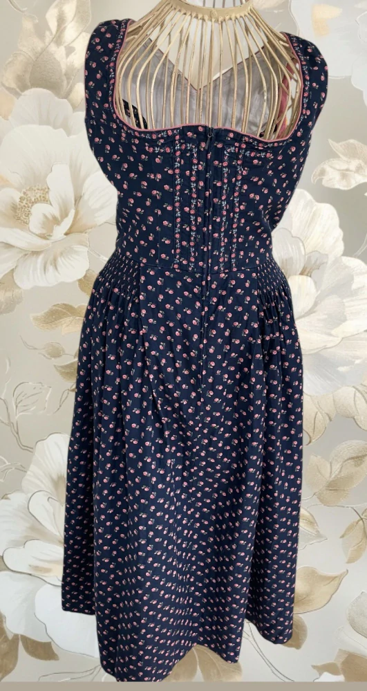 dámské dirndl selské šaty vel. 36
