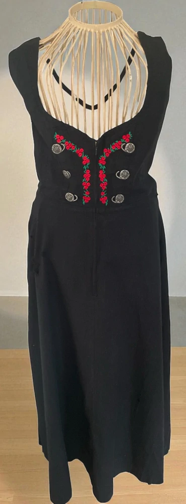 Dámské šaty dirndl, selský styl vel. 40