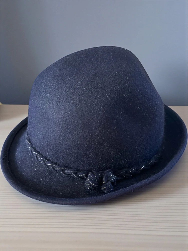 Chlapecký dobový klobouk, sedlácký styl 