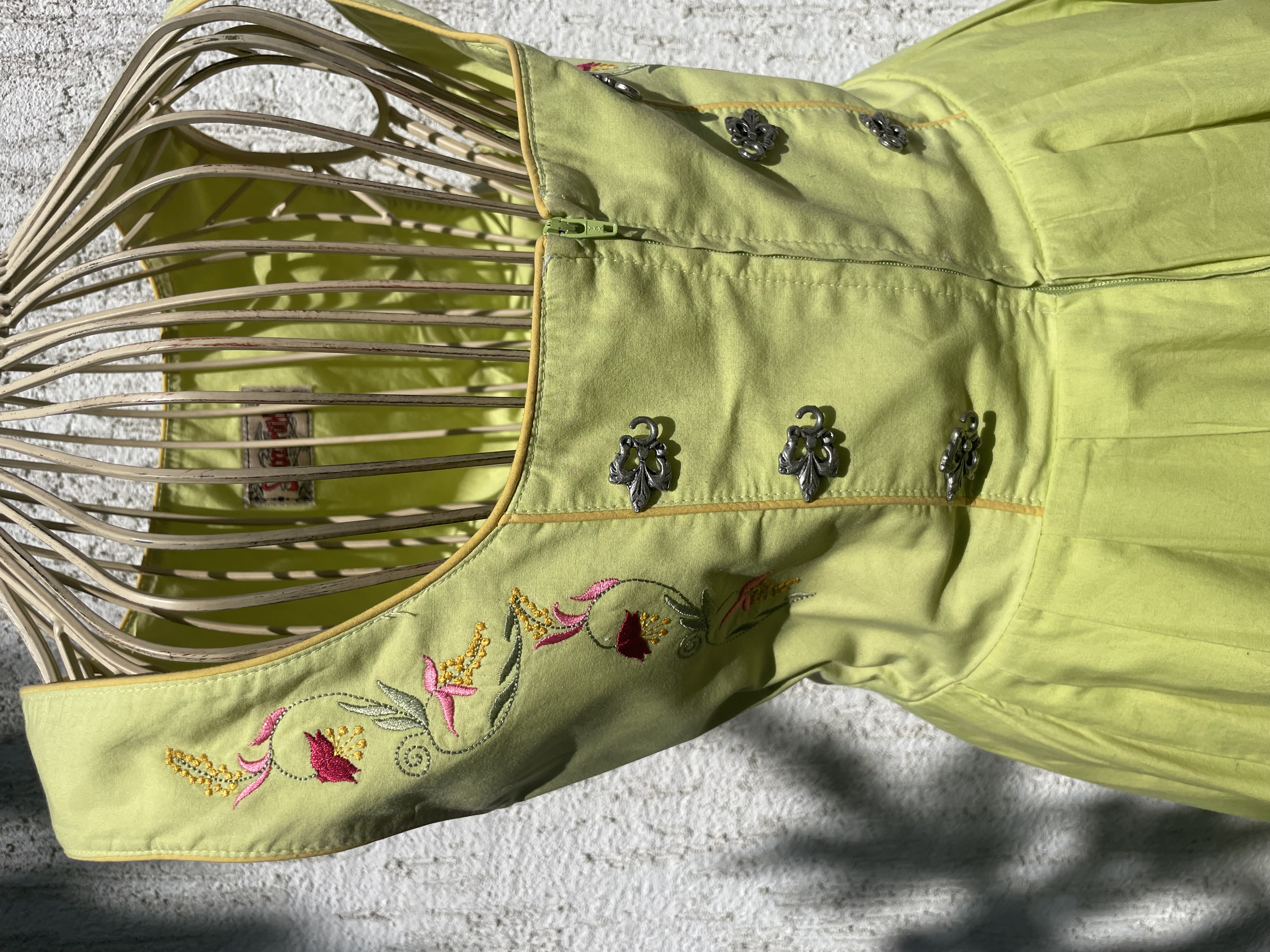 Dámské dirndl šaty selský styl vel. 38
