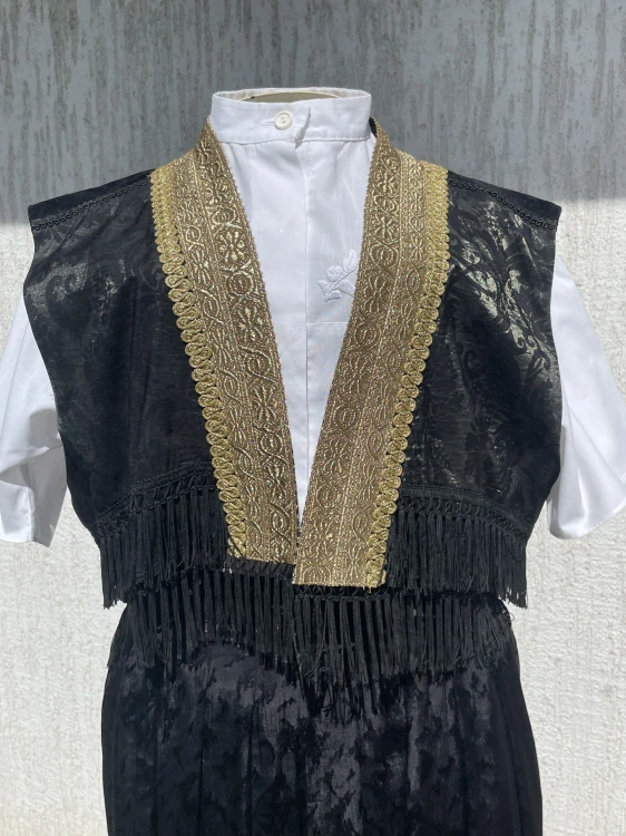 Dámská vesta v orientálním stylu, dobový styl  vel. 40