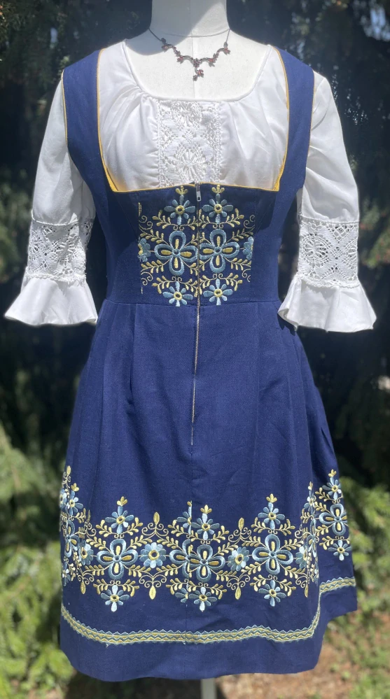 Dámské dirndl šaty, selský styl, vintage vel. 40