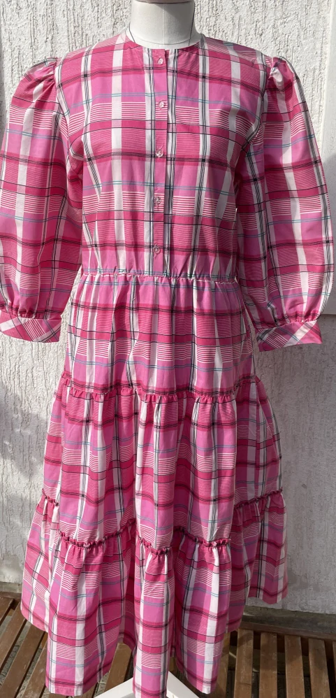 Dámské volánové retro šaty vel. 38