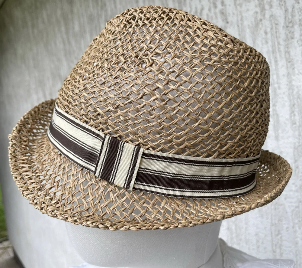 letní klobouk retro 