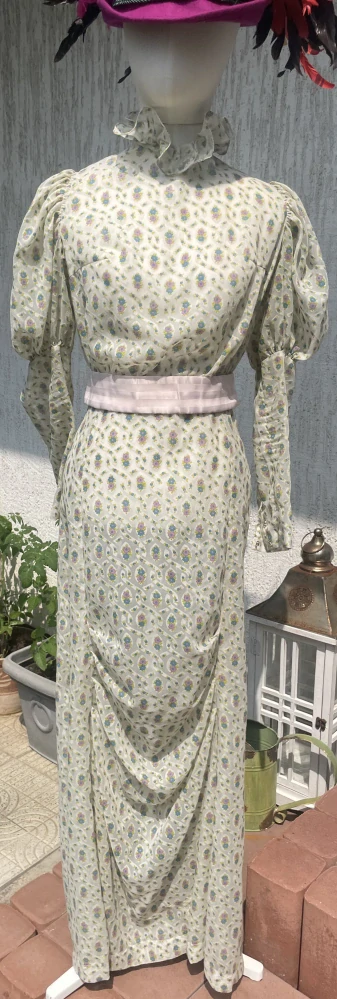 Dámské vintage šaty madam vel. 36