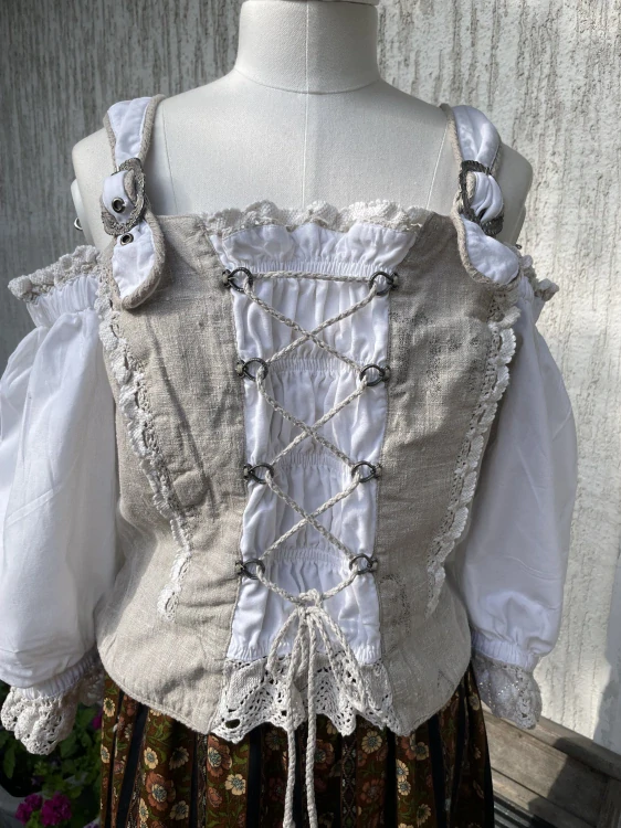 Dámský dirndl živůtek selský, country, western styl vel. 42