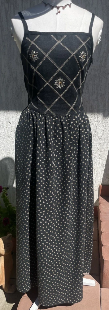 Dámské lněné šaty v selském stylu vel. XS/ 34