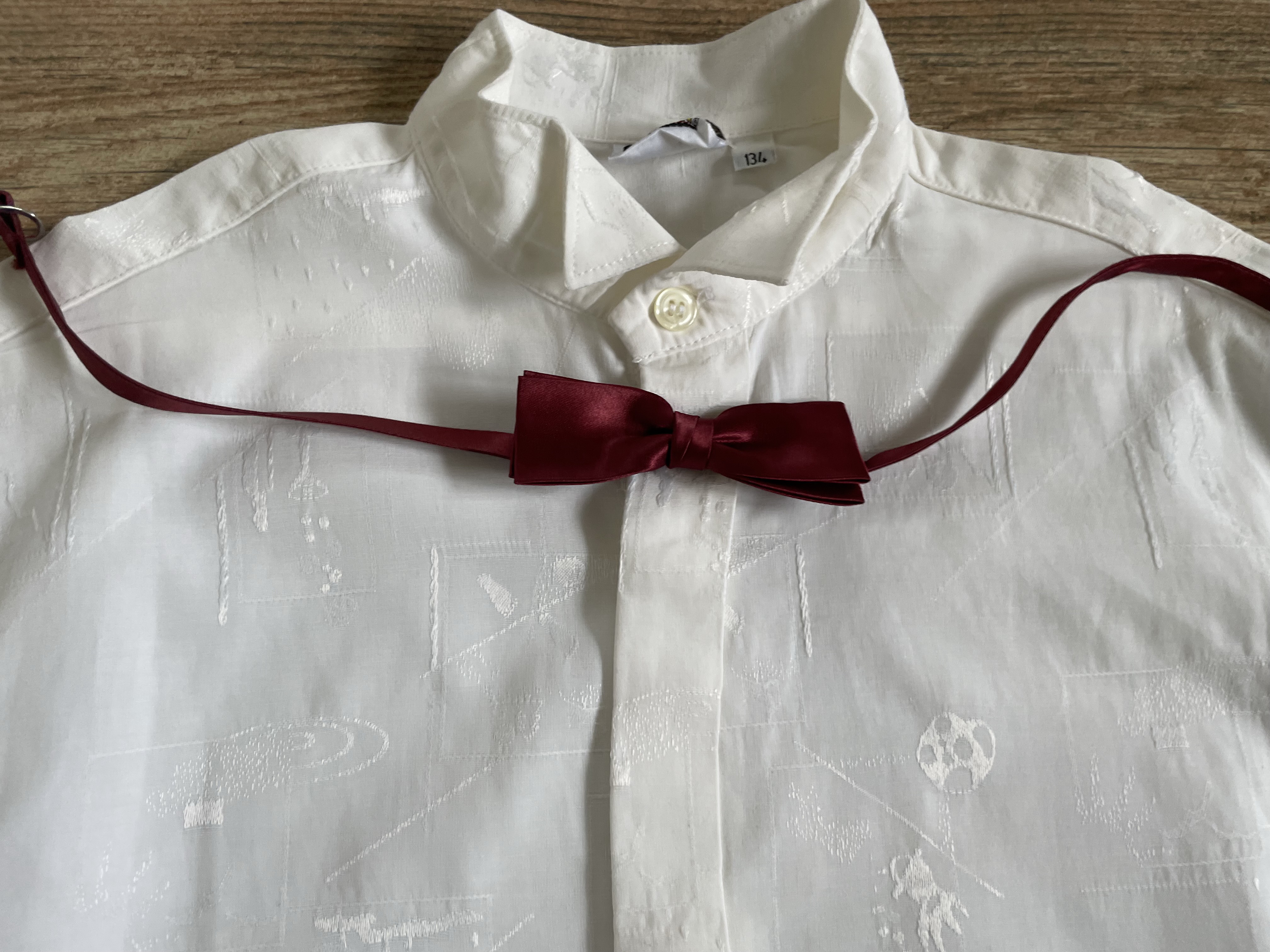CHLAPECKÁ ELEGANTNÍ KOŠILE + MOTÝLEK