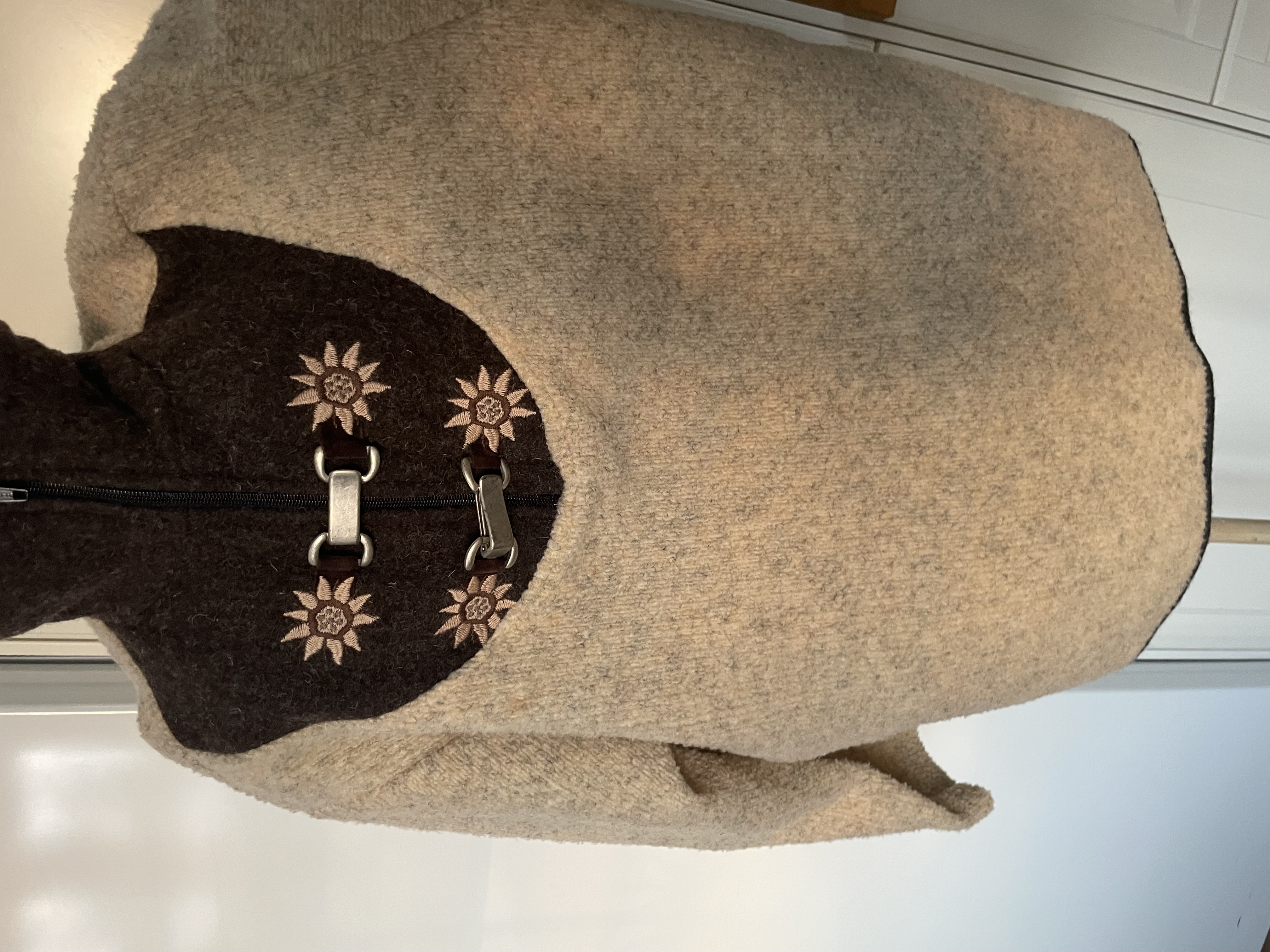 dámská chlupatá mikina DIRNDL, selský styl