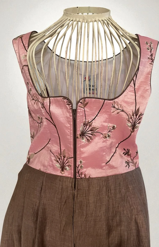 Dámské elegantní dirndl šaty vel.40