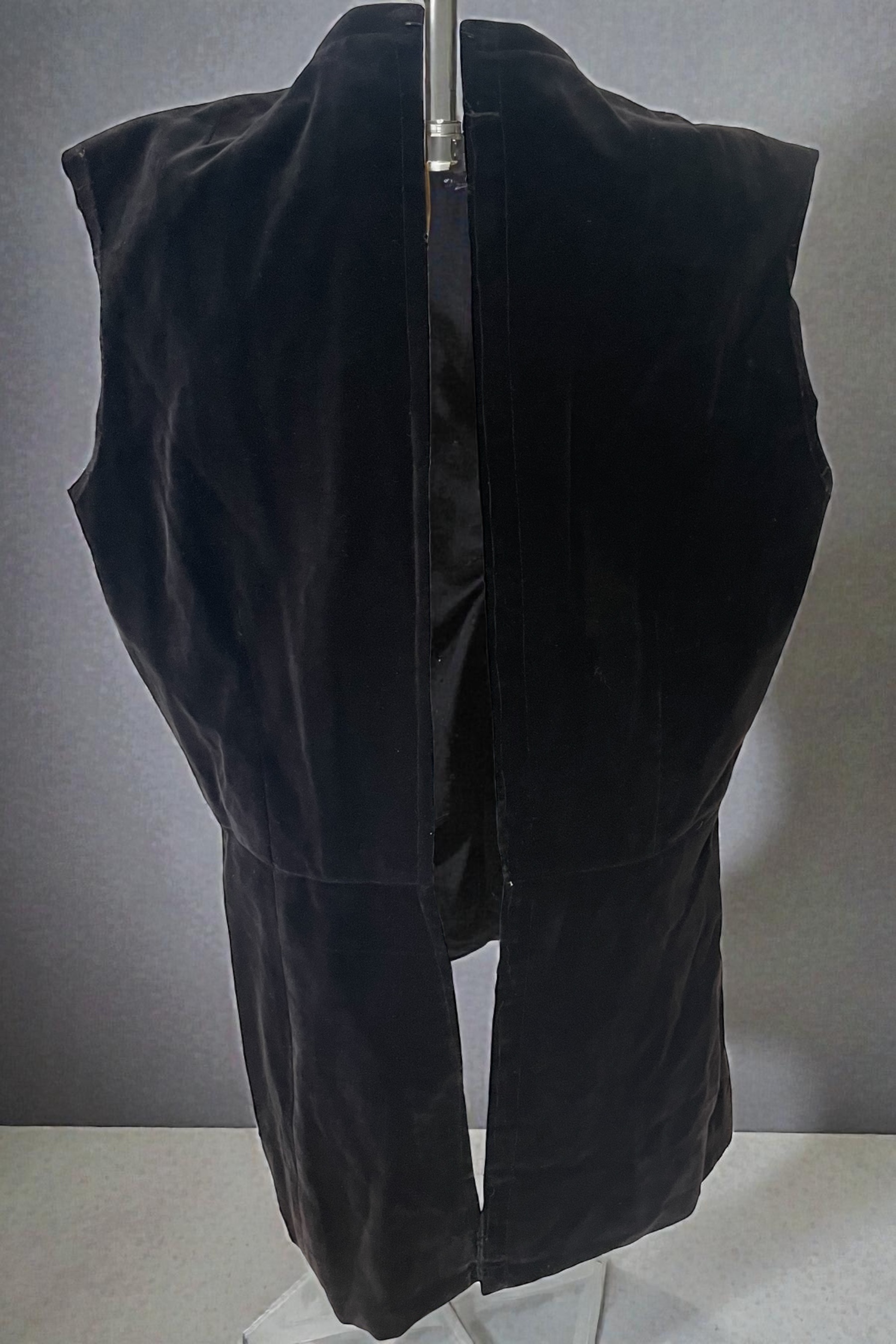 Karnevalový kostým v historickém stylu vel. M/l