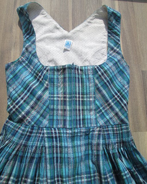 Dámské šaty v dirndl, selském stylu vel. 38