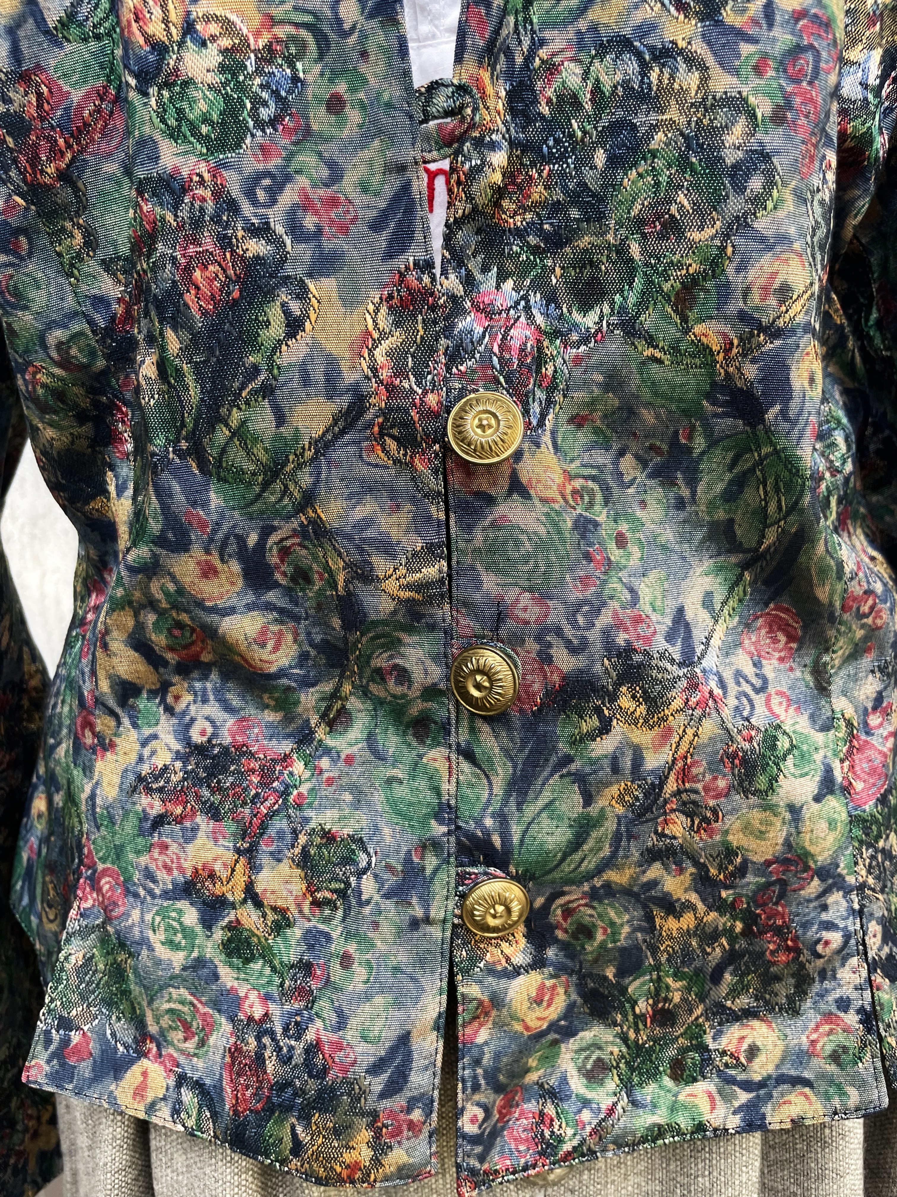 Dámské sako sáčko v dobovém, elegantním stylu vel. 40