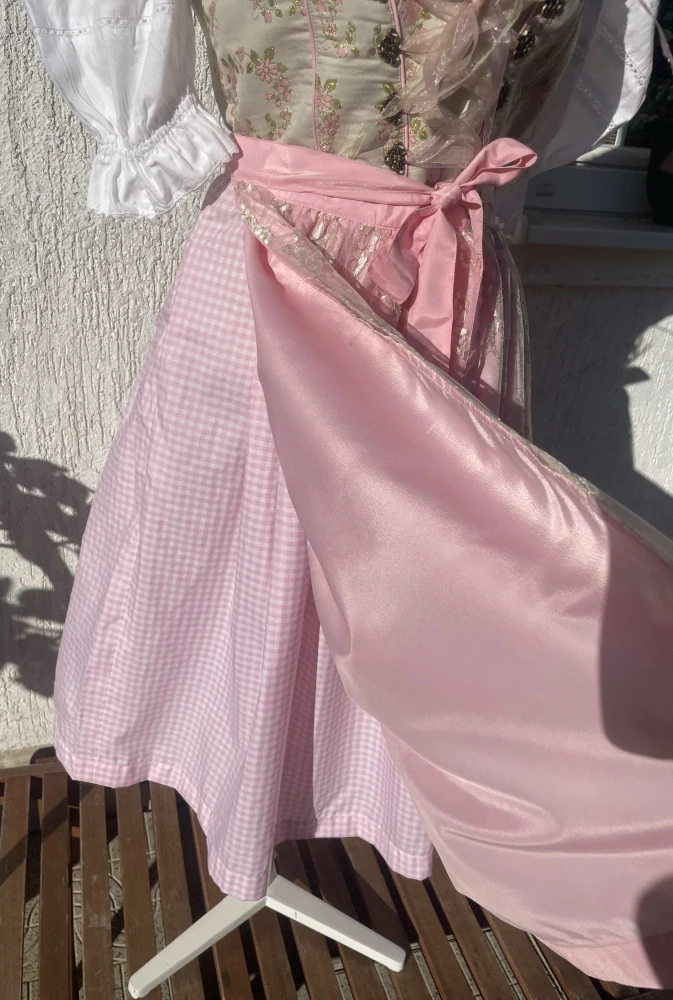 Dámské dirndl šaty selský styl vel. 40