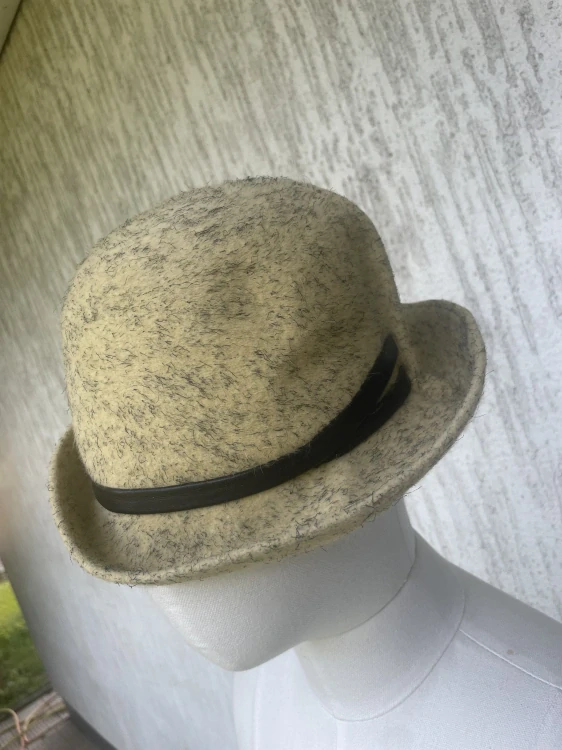 Dámský elegantní klobouk alá 1. republika