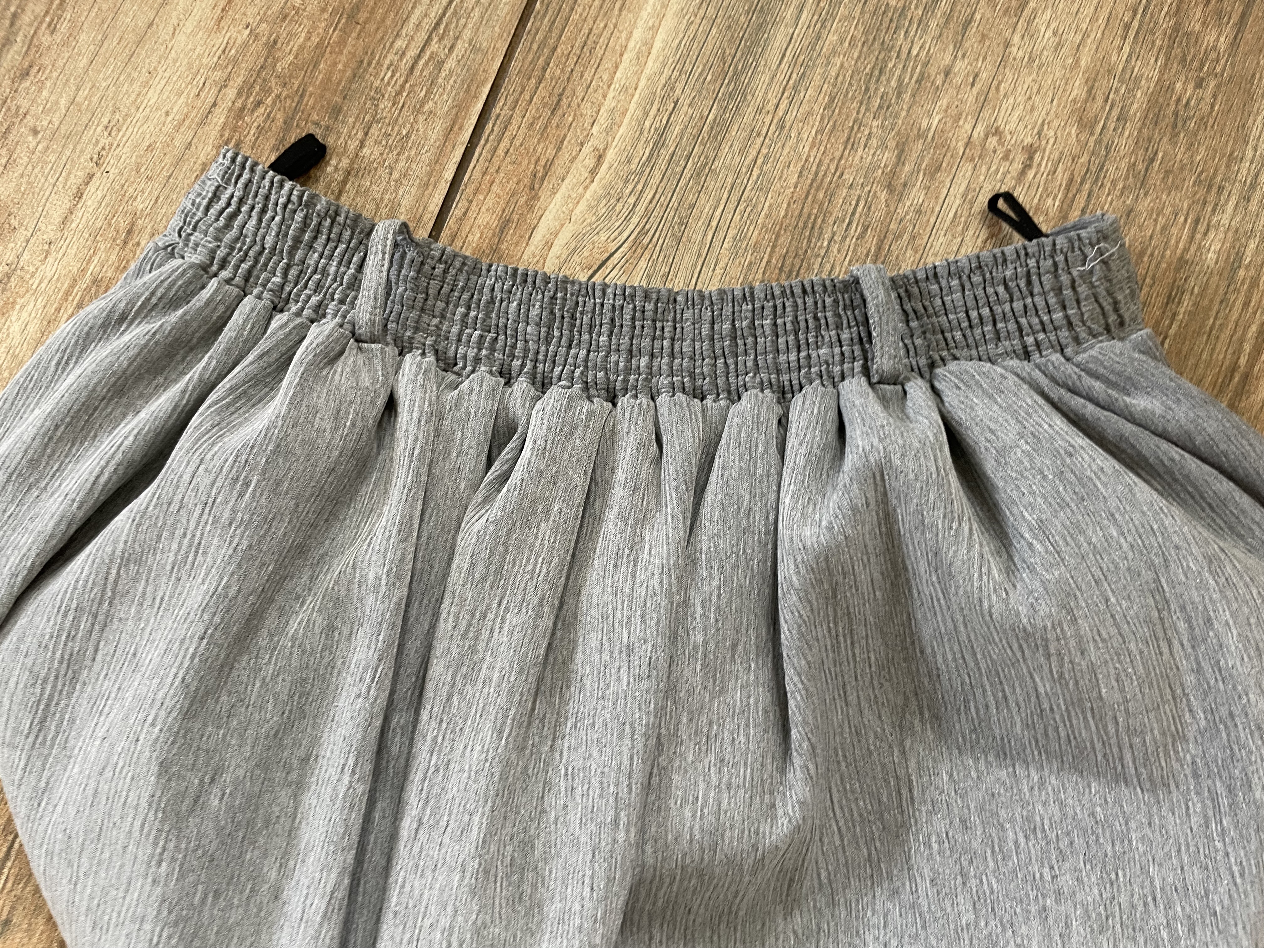 DÁMSKÁ DOBOVÁ SUKNĚ