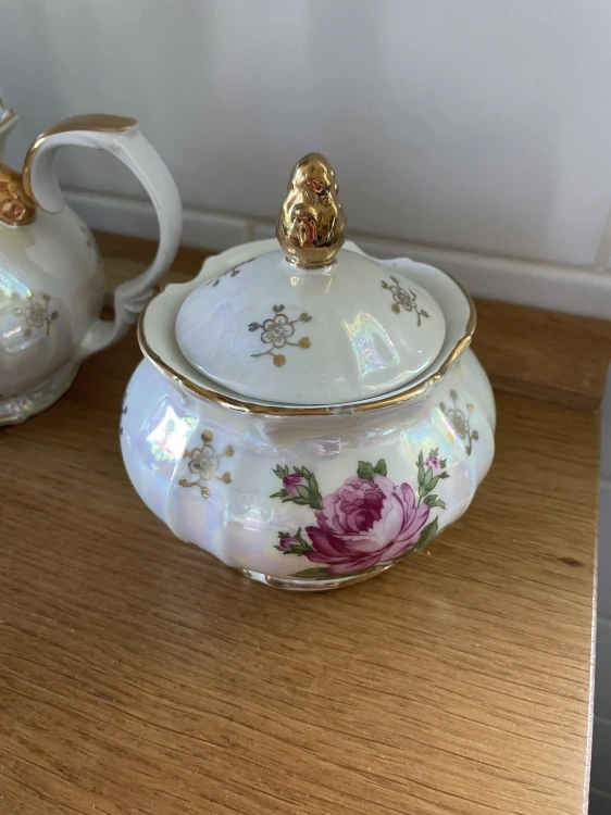 porcelánová sada konvička, cukřenka, mlékovka