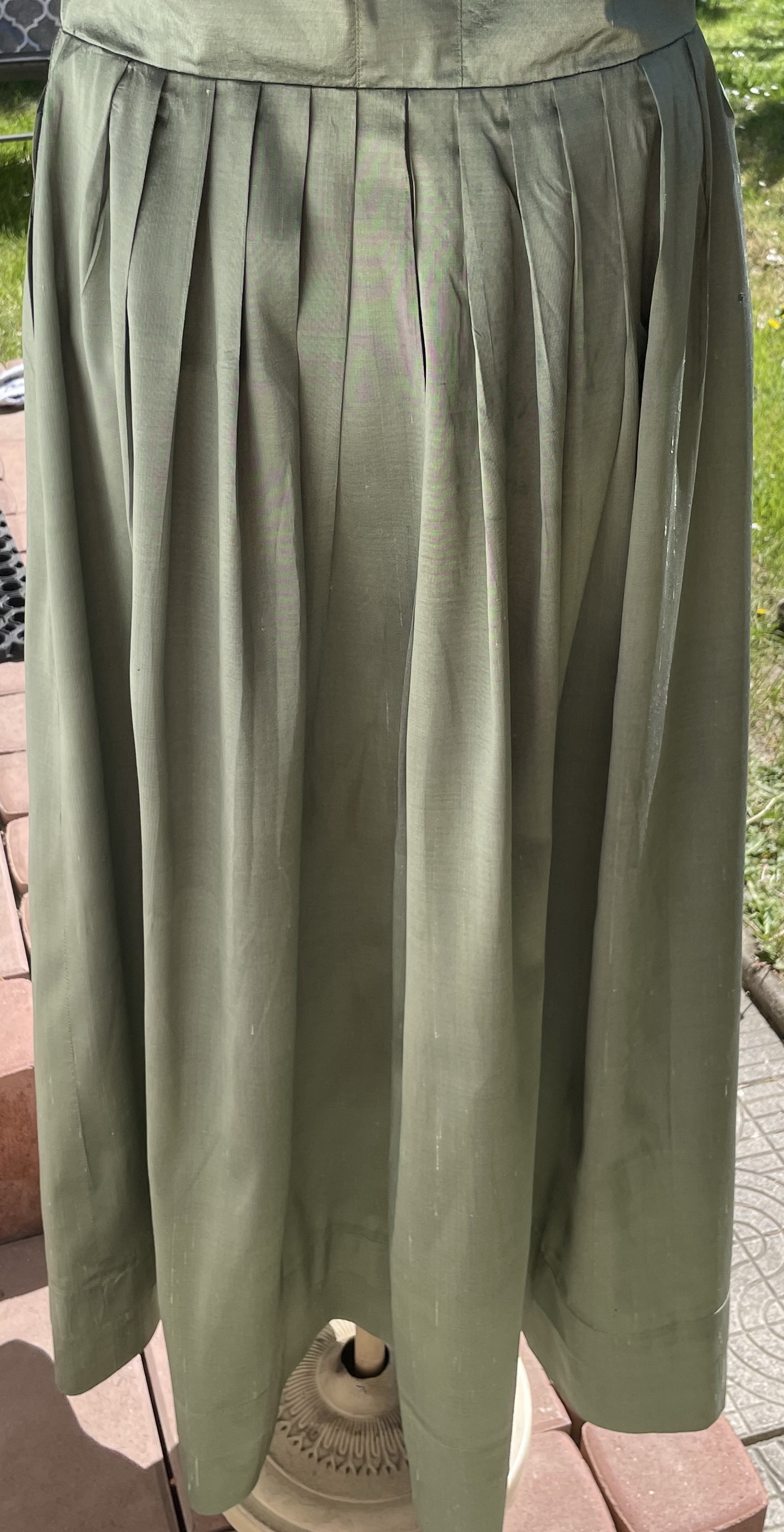 Dámské elegantní dirndl šaty selský, dobový styl vel. 40