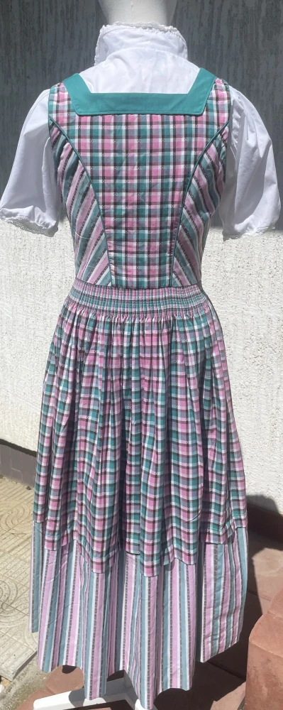 Dámské dirndl selské šaty vel. 36/38