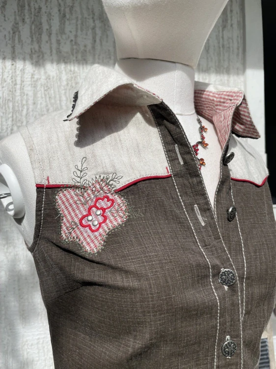 Dámská košile halenka v country, selském, dirndl stylu vel. XS