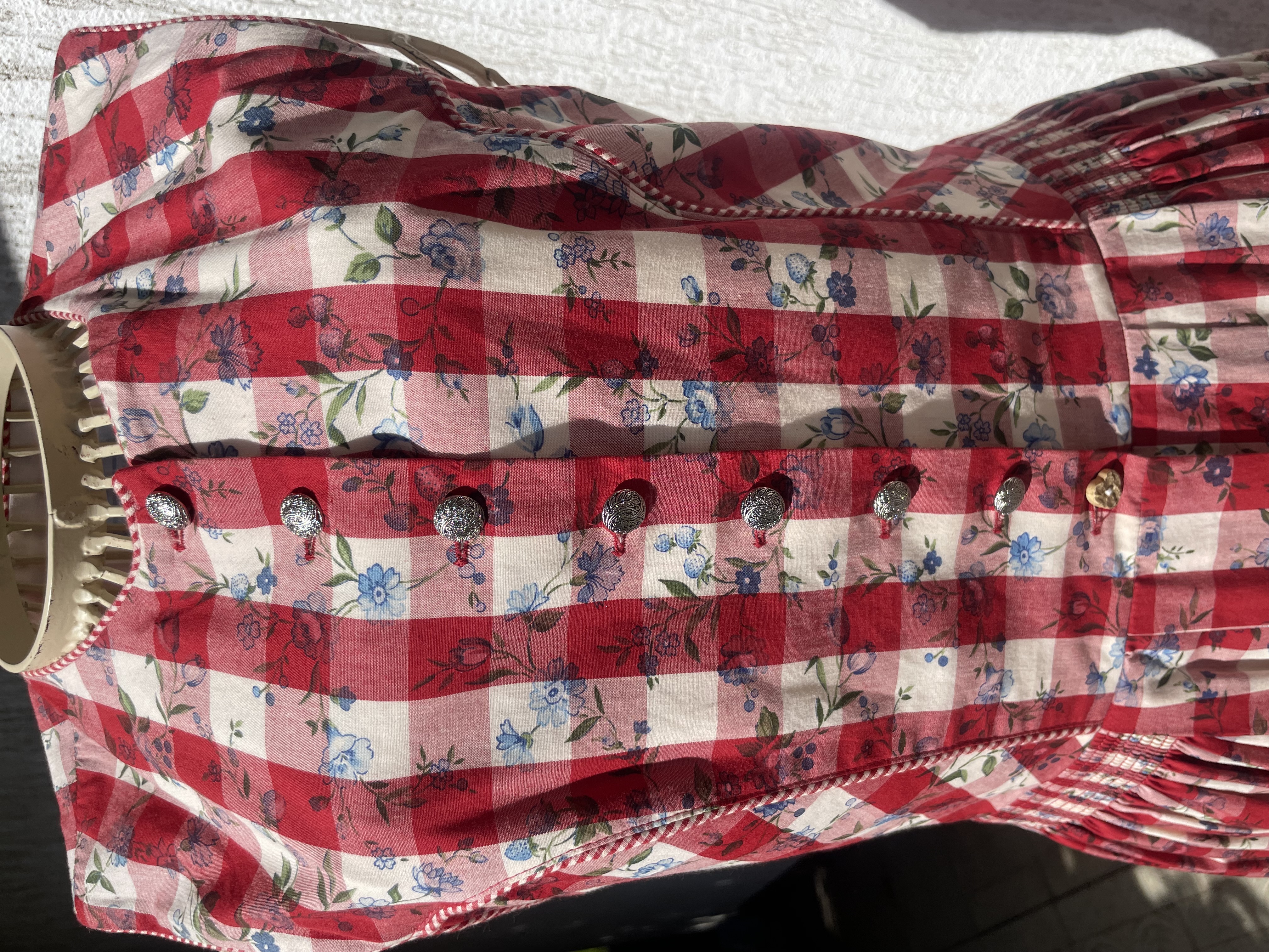 Dívčí / dámské šaty dirndl, dobový, selský styl vel. 164