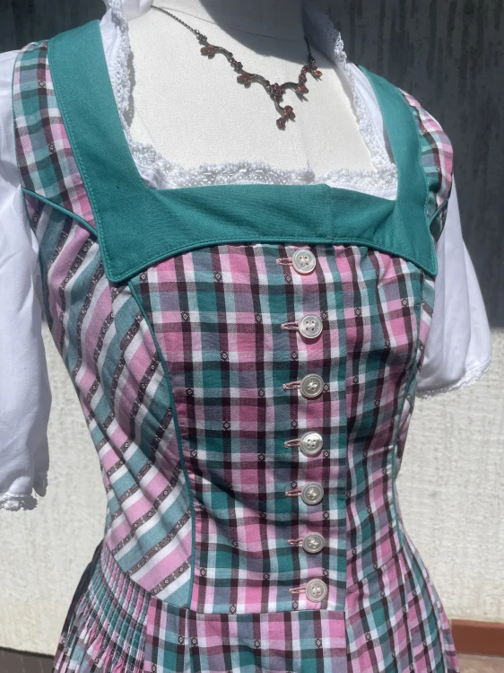 Dámské dirndl selské šaty vel. 36/38