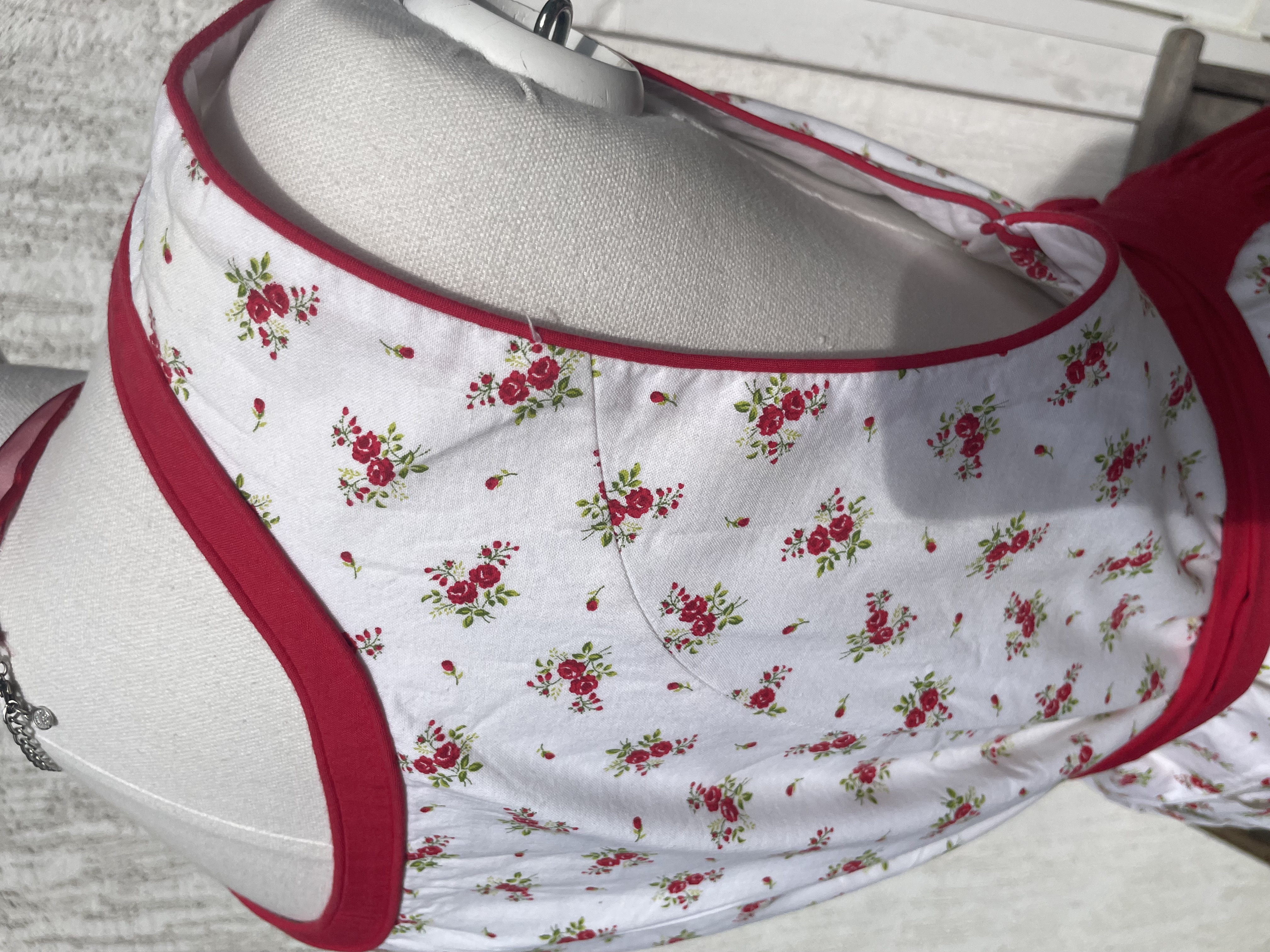 Dámské šaty dirndl selský styl vel. 40