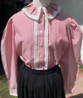 Dámská halenka v dobovém stylu vel. 38/40