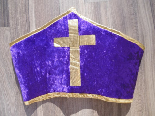 čepice MIKULÁŠ, FARÁŘ