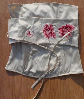 KORZET GEJŠA, ORIENT > 36