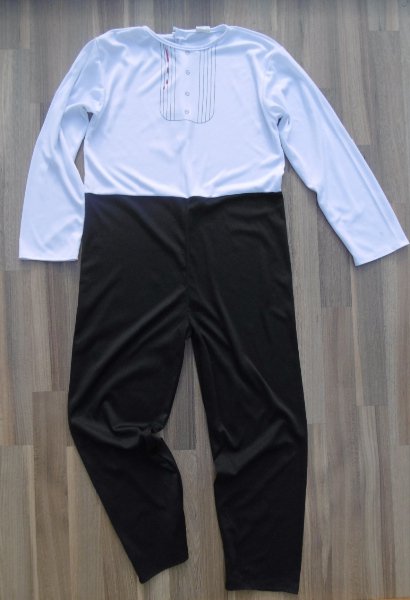 karnevalový kostým UPÍR, SLUHA > 140