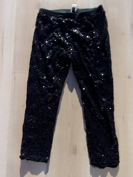 TŘPYTIVÉ LEGÍNY 15 LET disco, tanec > 164
