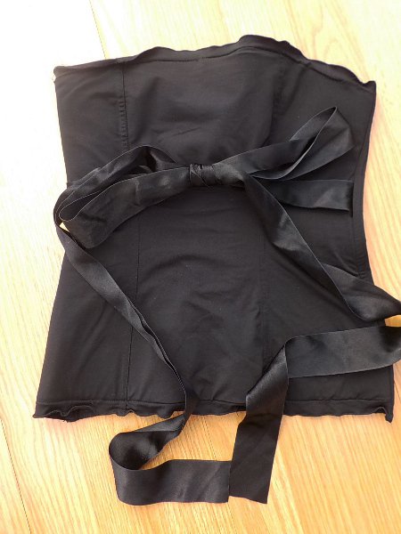 ELEGANTNÍ TOP > 34