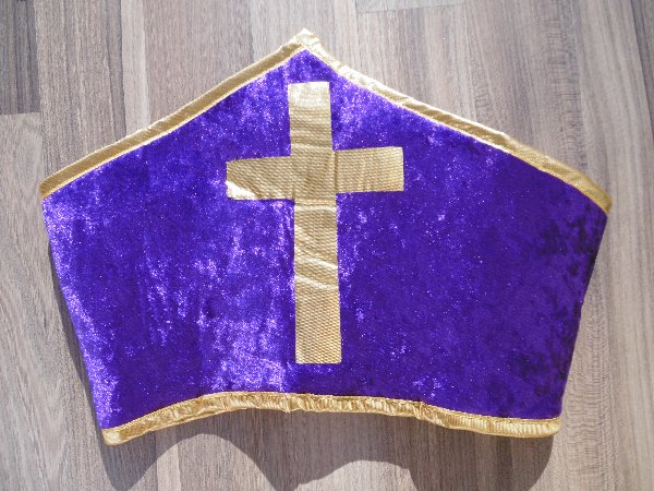 čepice MIKULÁŠ, FARÁŘ