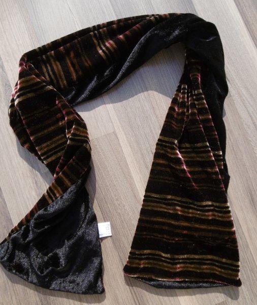 elegantní sametový šál