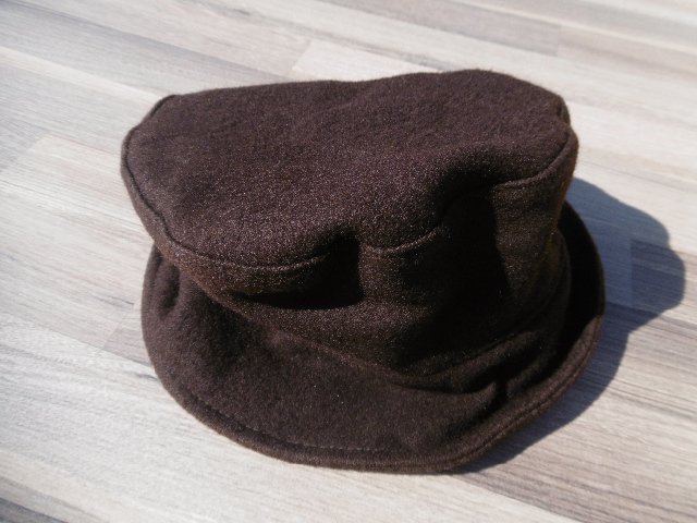 dobová čepice či klobouk hučka