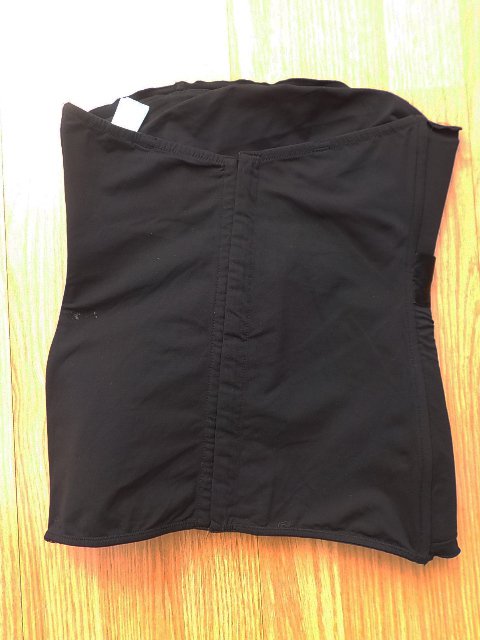 ELEGANTNÍ TOP > 34
