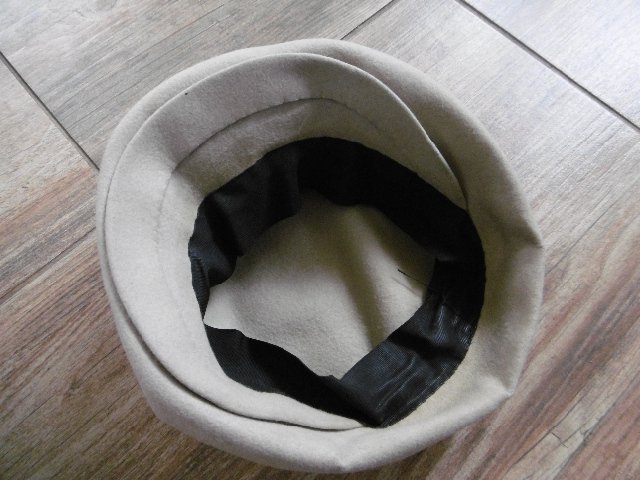dobová čepice